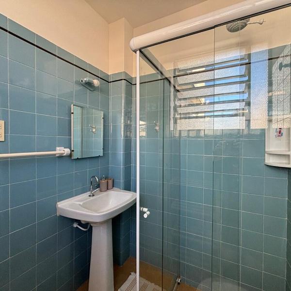 Apê 2 quartos, vaga e Wi-Fi 350m Praia do Forte - Foto 3