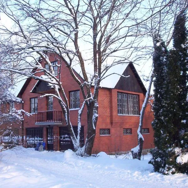 Namiņš Brīviņi, hotel in Jaunjelgava