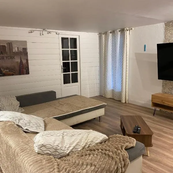 Villa Carmen, hotell i Échirolles