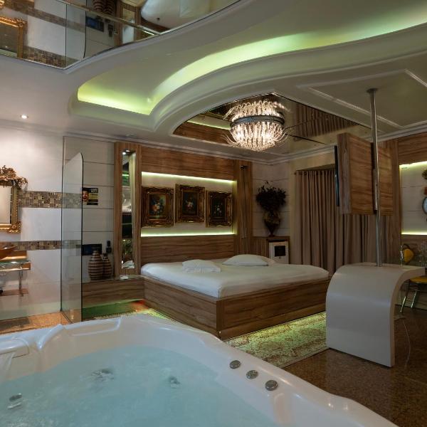 Golden Motel Diária suítes amplas, conforto premium e total privacidade - Foto 4