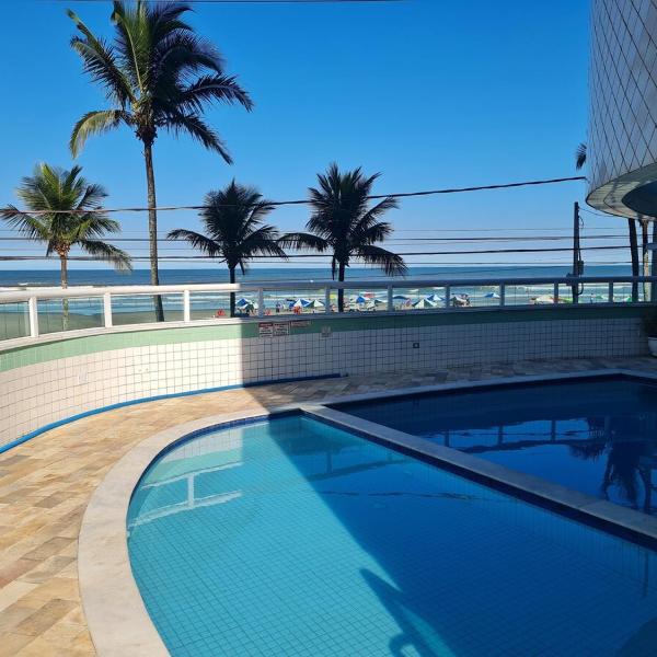 Apto novo pé na areia com piscina