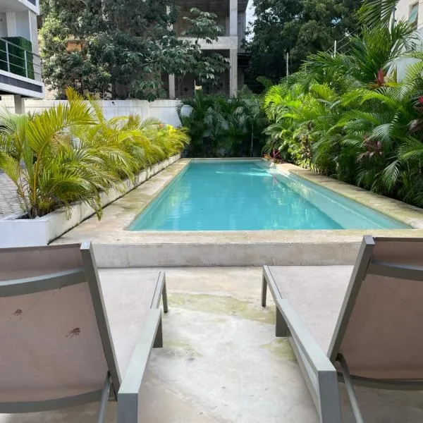 Tranquilo Depto - CERCANO A AEROPUERTO Y AV HUAYACAN - 6PX, hotel em Cancún