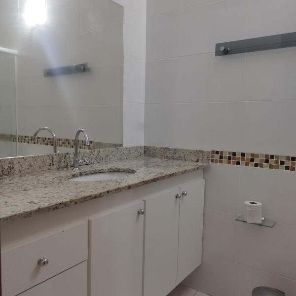 Apartamento duplex 350 metros da praia do Pero - Foto 3