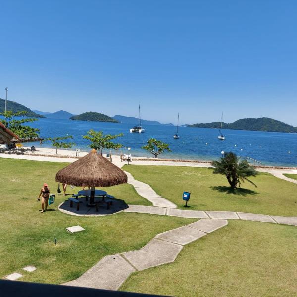Your beach apartment with a spectacular sea view