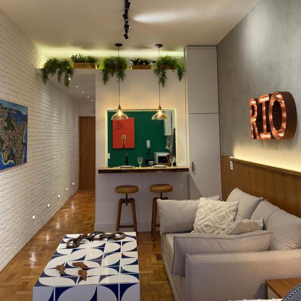 Beautiful full loft, close to the beach and subway