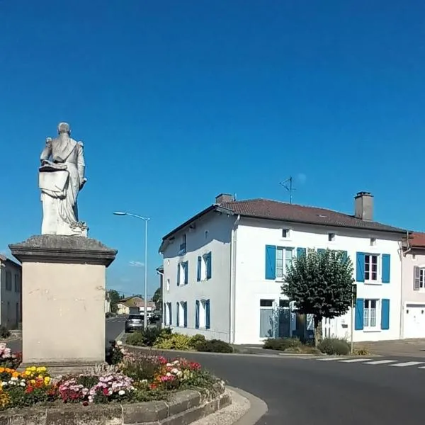Place of the Goddess, hotel en Damvillers