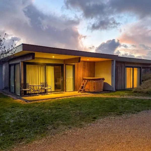 Garden Suites - Duinhotel in Burgh-Haamstede zeeland, hotel i Burgh Haamstede