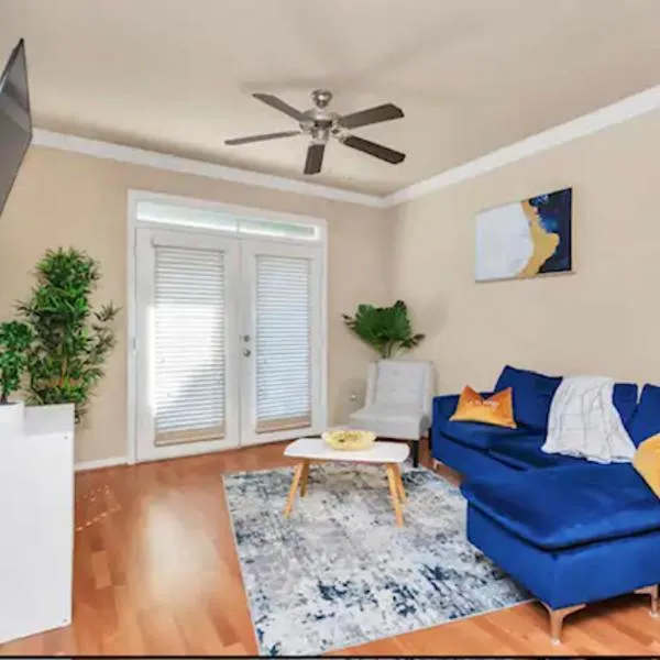 Modern Medical Center Condo near MD Anderson & NRG, hotel a Houston