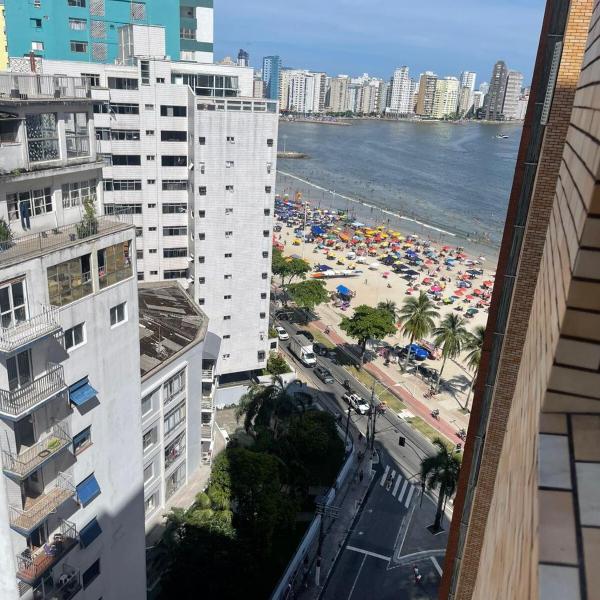 Apartamento em frente à Praia Gonzaguinha