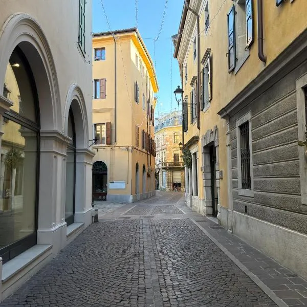 Cividale del Friuli में, होटल Historic Residence Downtown 2 Bedrooms & Private Parking