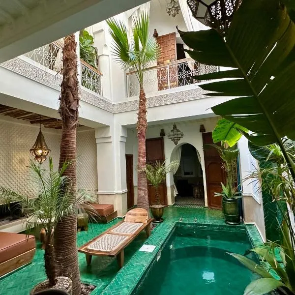 Riad Mint - Luxury Oasis in the Medina with Pool, hotel i Marrakech
