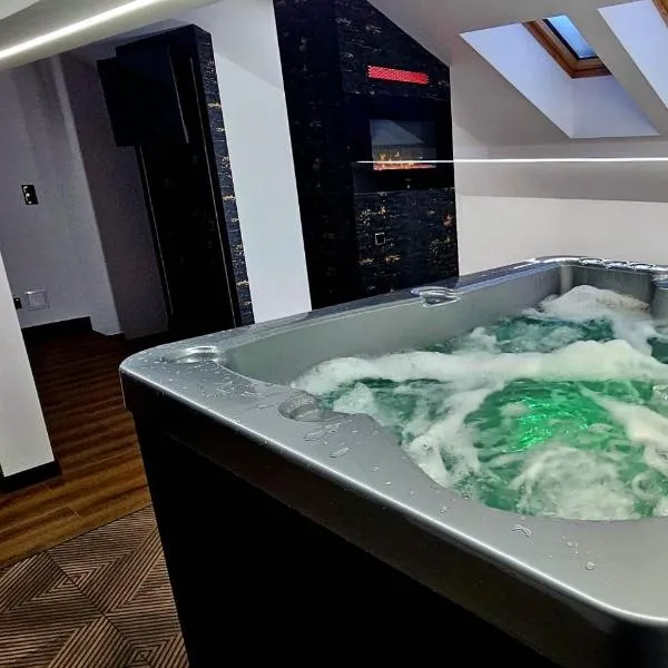 ZIBO APARTMENTS LESKO Nowoczesne apartamenty z jacuzzi i widokiem na Bieszczady, Hotel in Lesko