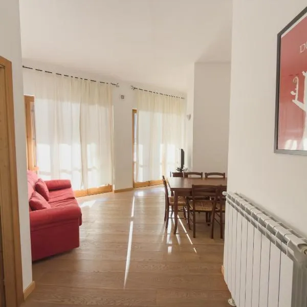 Bilocale sulle piste da sci, хотел в Пила