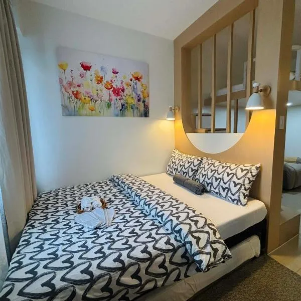 Shore 2 Peak Loft Condo Near MAll Of Asia, hotel v destinaci Manila