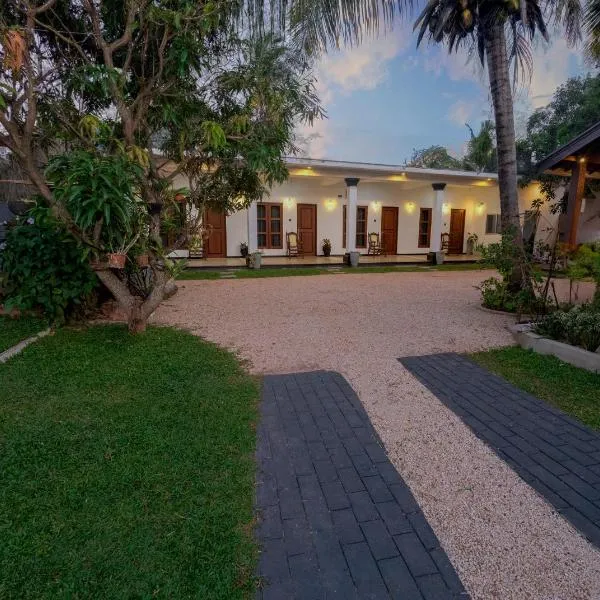 Sand and Sea Villa, hotel in Negombo