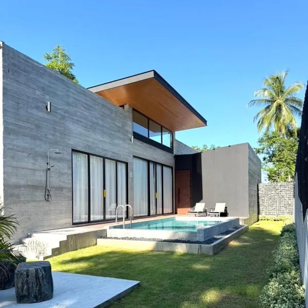 Balance Village - exclusive villa with facility offered a full sense of privacy and resort style swimming pool, hotell sihtkohas Ko Pha-ngan