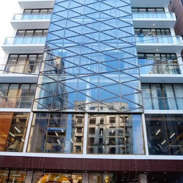 Hotel Makkah، فندق في كوكس بازار