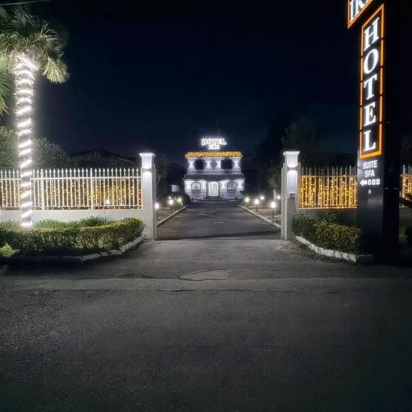 Hotel Iris, hotel em Varcaturo