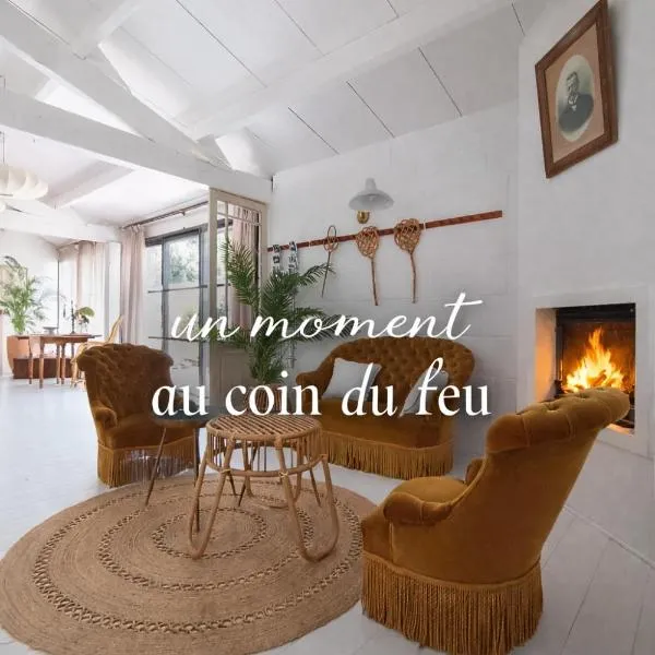 Maison Charmeilles - Gîte touristique - Villa, Hotel in Fronsac