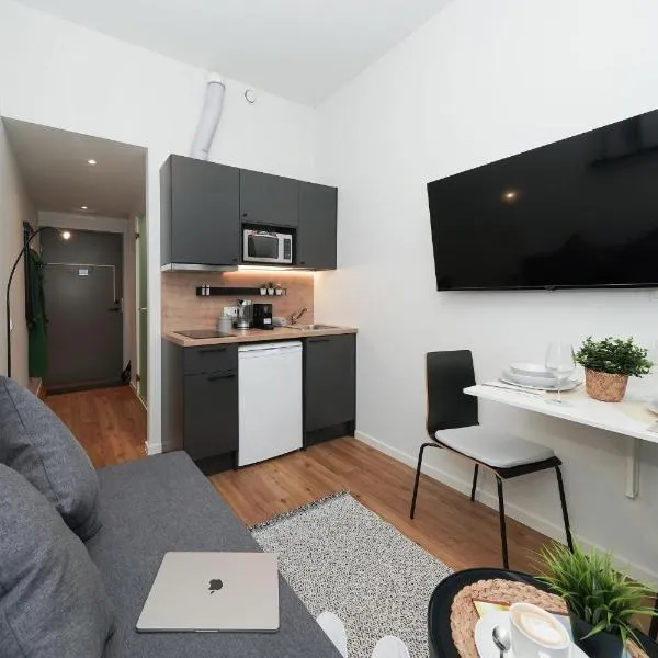 Stylish smart studio, hotel v Talinu