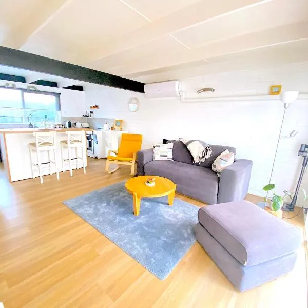 Charming Beach Home – hotel w mieście Mornington