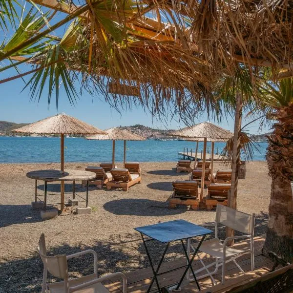Odyssey Eco Farm Glamping, hotel v destinaci Galatás
