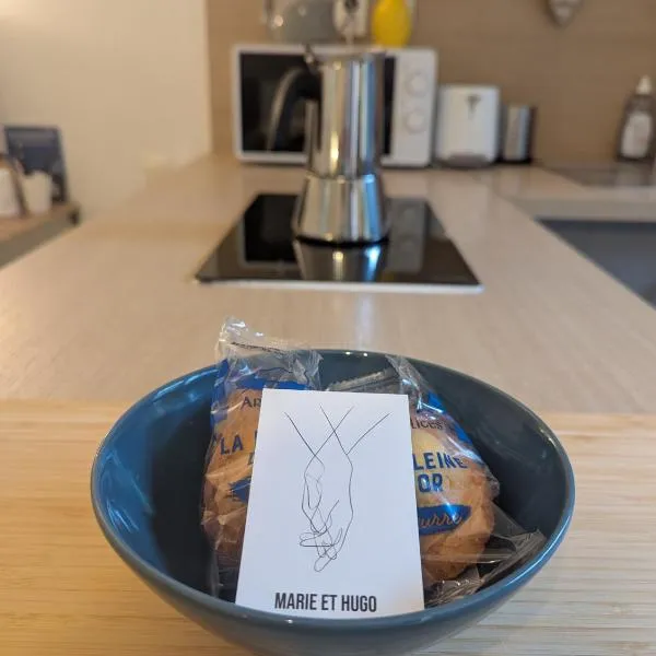 Chez Marie et Hugo, hotel in Brest