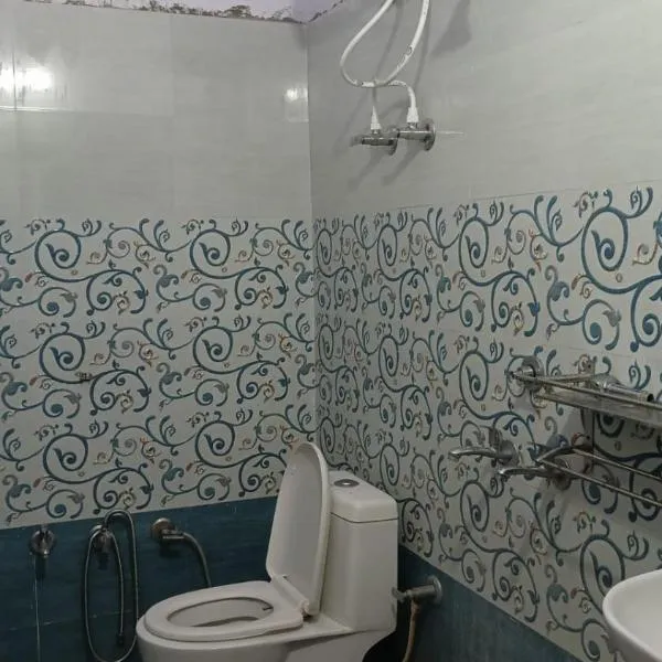 Hotel M D Palace Near Rammandir Ayodhya，Ayodhya的飯店