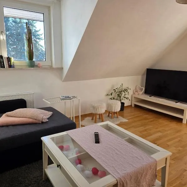 Querenhorst, Unterkunft am Feld, hotel i Querenhorst