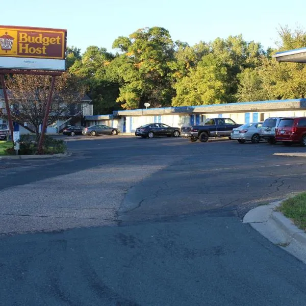 Budget Host Inn Fridley, hotel em Fridley