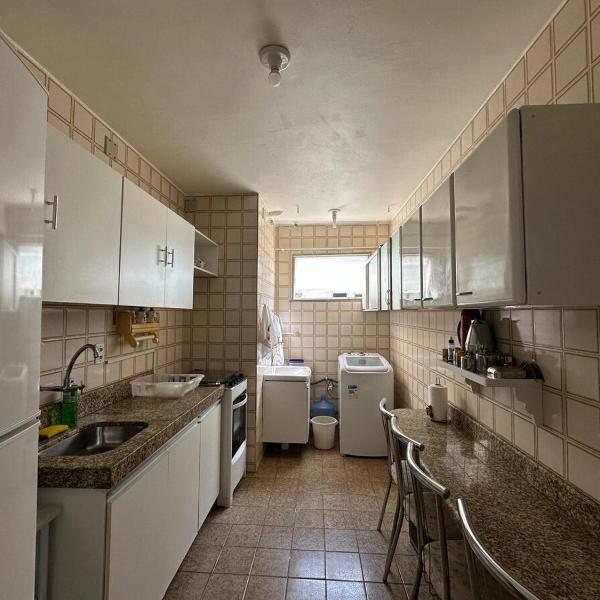 Apartamento Familiar em Maceió 2 Quartos com ar Varanda Garagem e Wi-Fi - Foto 4