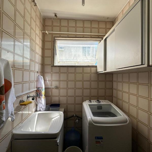 Apartamento Familiar em Maceió 2 Quartos com ar Varanda Garagem e Wi-Fi - Foto 3