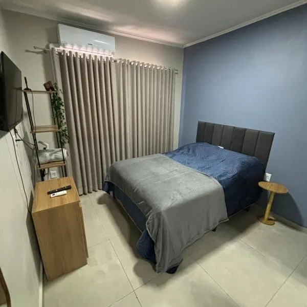 Apt Próx Santa Casa, centro, Ufrgs, UFCSPA, hotel in Porto Alegre