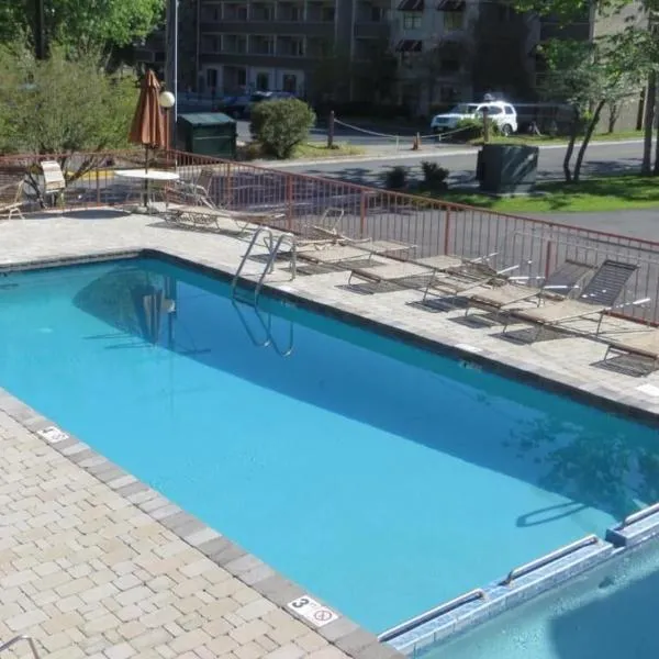 Mountain House motor Inn Downtown Gatlinburg, hotel u gradu 'Gatlinburg'