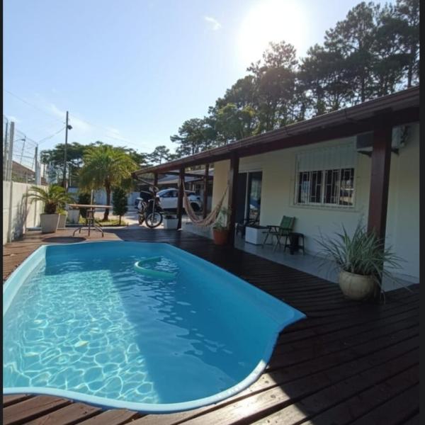 Casa com piscina e jacuzzi