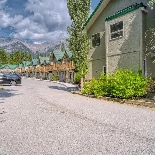 2BR 2BA Newly Renovated Harvie Heights Townhouse retreat, hotel Canmore-ban