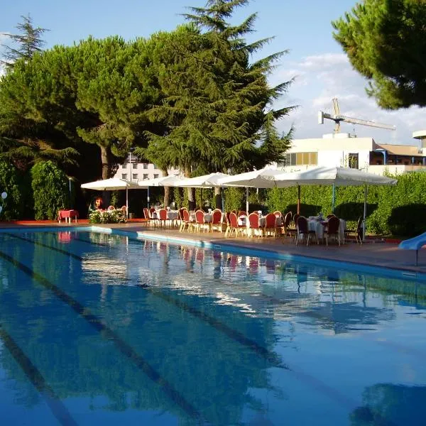 Park Hotel, hotel v destinaci Latina