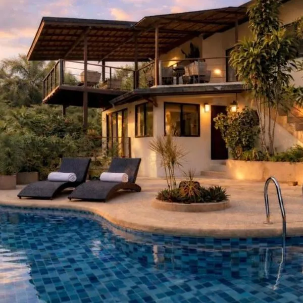 Modern 4 BDR Villa, privat Pool, Walk Beach, hotel en Amphoe Koh Samui