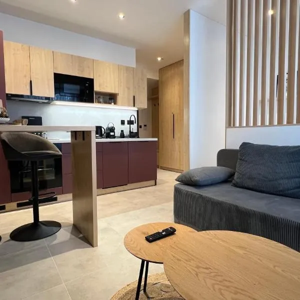 Black Lotus 4 I City Centre I Free Parking l 24hr Access, hotel en Banská Bystrica