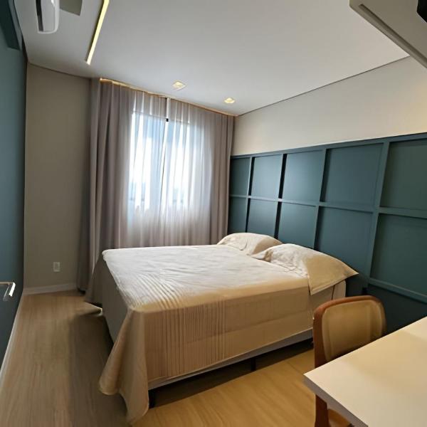 Anita Square Comfort Club
