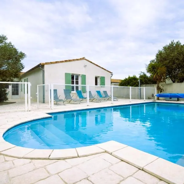 "MORANDE" grande maison avec Piscine Chauffée, hotel a La Noue