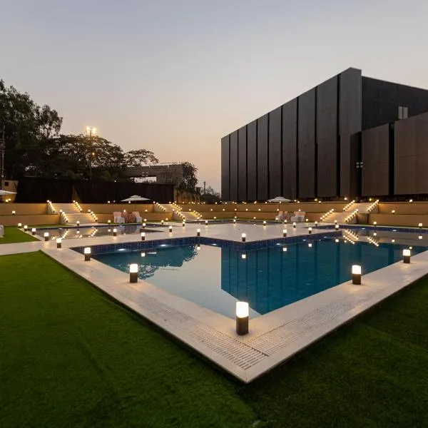 Assembly By The Democracy, hotel di Nashik