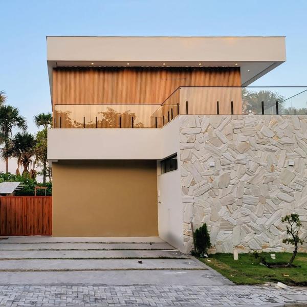Casa com Piscina no Condomínio Fianzi Lençóis