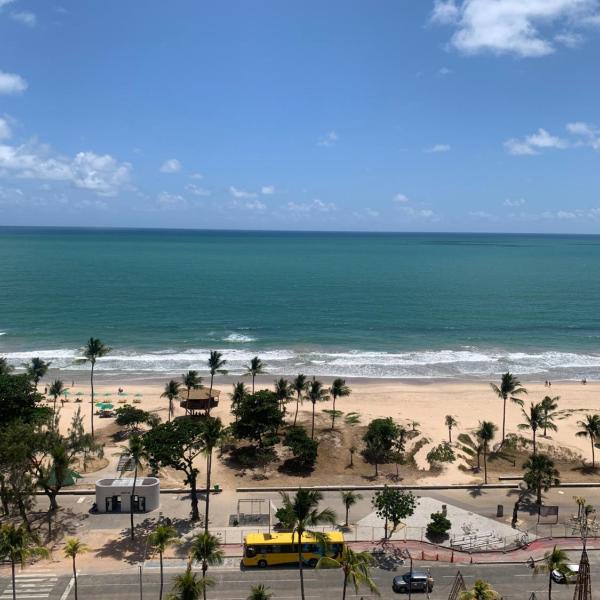 Flat completo praia e mar