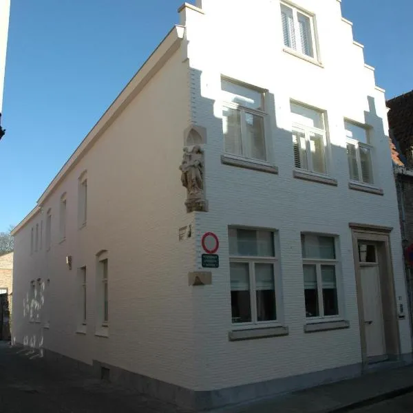 La Luna Guesthouse, hotel in Bruges