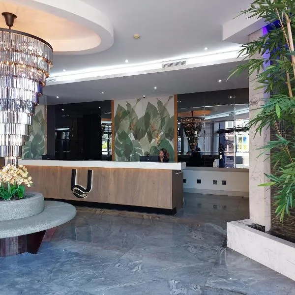 Umhlanga Apart Hotel, hotel u gradu Durban