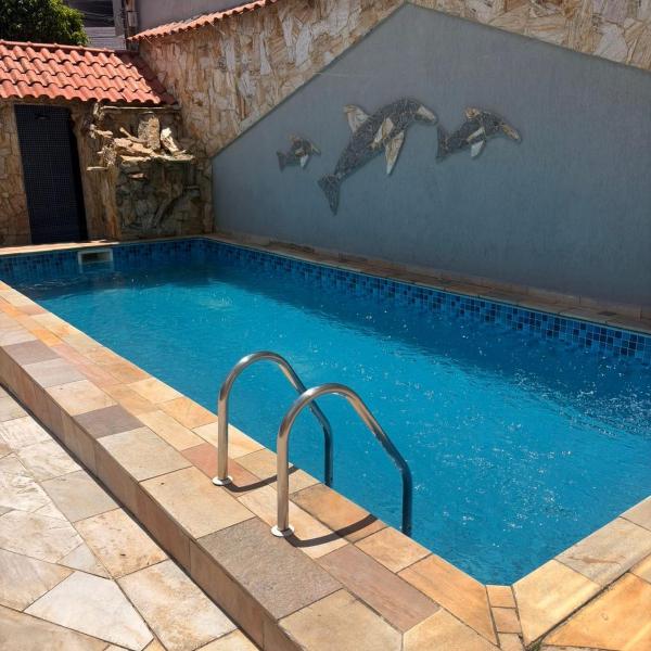 Casa com Piscina em Itaquaquecetuba
