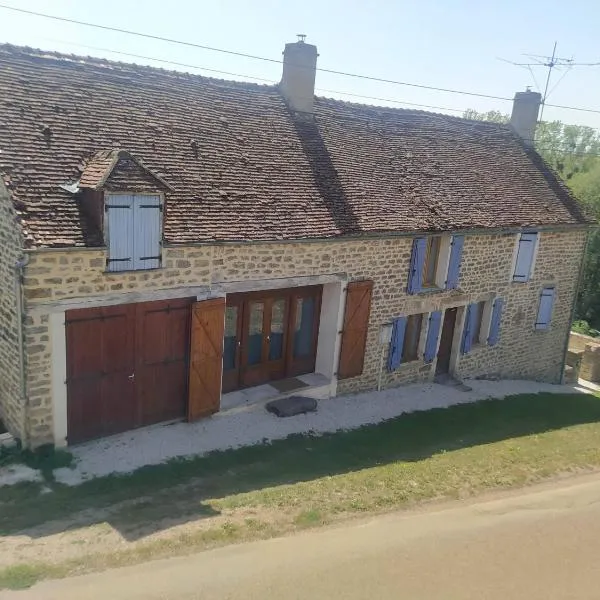 Gîte le Ch'armançon, hotel en Montigny-sur-Armançon