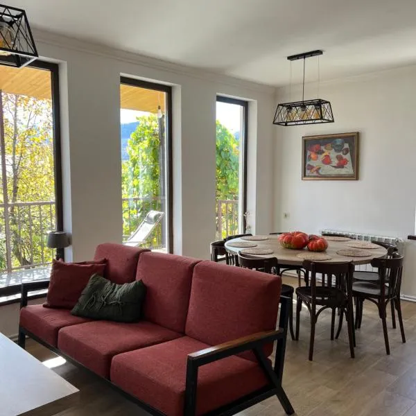 Green Agarak Guest House near Dendropark, Stepanavan, hotel em Gyulagarak