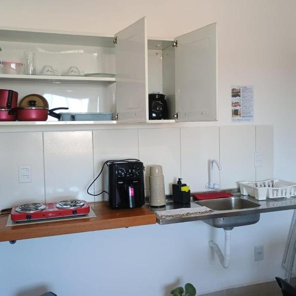 Studio completo, Ar, Tv, Wifi, perto de tudo